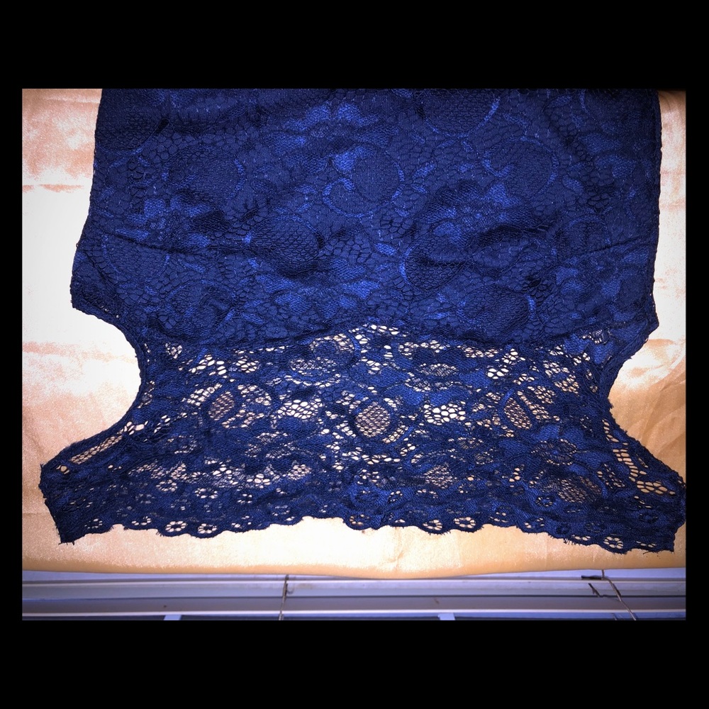 Women Laced formal dress.